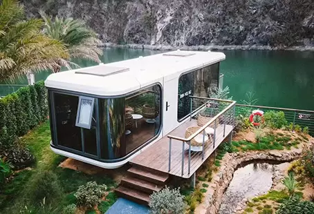 كبسولة الفضاء: كبسولة الرحالة الرقمي المثالية خارج الشبكة